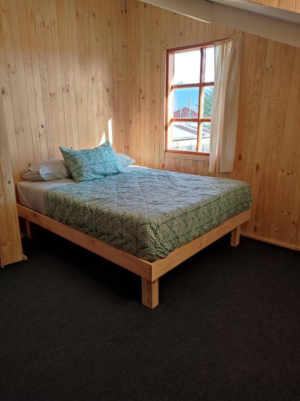 Verdeagua Hostal Chaiten Bagian luar foto